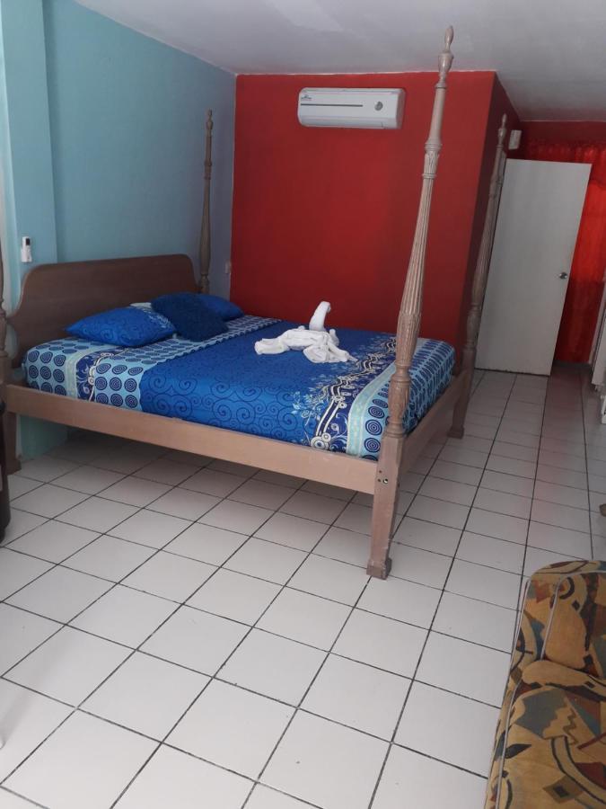גרוס איילט Bay Heights B&B מראה חיצוני תמונה